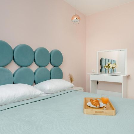 Motlawa River Old City Gdansk Apartment By Noclegi Renters Extérieur photo
